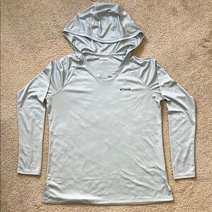 Columbia Women's Lake Clark Light Blue Hooded Top UPF XL